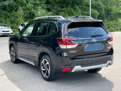 Certified 2023 Subaru Forester Touring AWD/4WD image 3