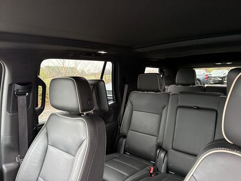 Certified 2021 GMC Yukon SLT w/ SLT Premium Package image 10