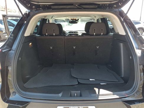 Used 2021 Chevrolet TrailBlazer LT w/ Convenience Package AWD/4WD image 28