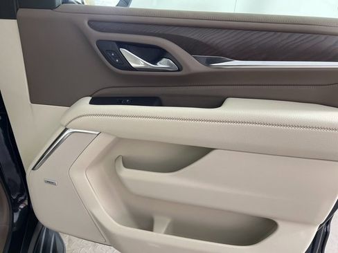 Used 2024 GMC Yukon Denali image 11