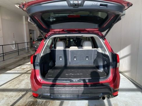 Used 2022 Subaru Forester Limited image 7