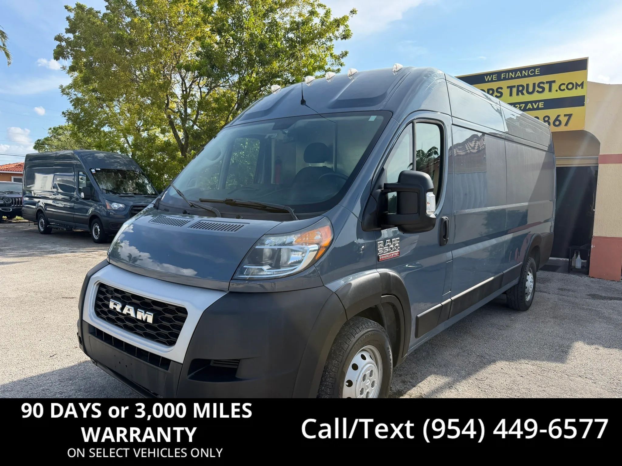 Used 2020 RAM ProMaster 3500 FWD image 1