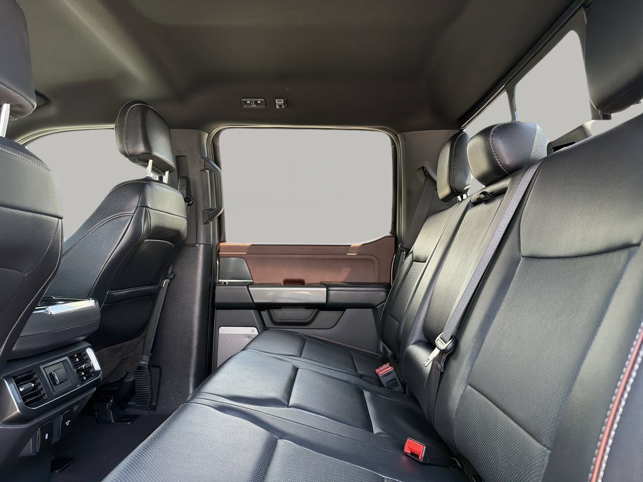 Used 2023 Ford F150 Lariat AWD/4WD image 17