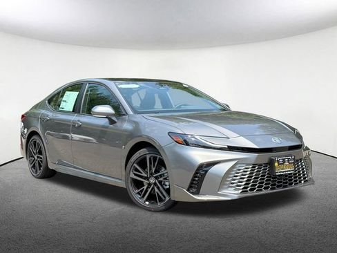 New 2026 Toyota Camry XSE AWD/4WD image 2