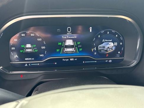 Used 2024 Chevrolet Tahoe Premier image 18