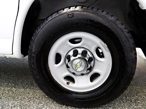 Used 2014 Chevrolet Express 3500 LT w/ LT Preferred Equipment Group RWD image 17