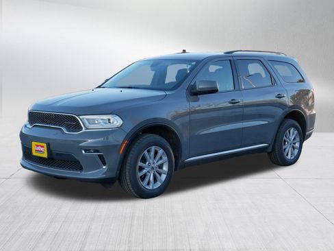 Used 2022 Dodge Durango SXT image 3