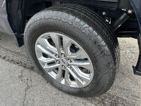 Used 2025 Ford F150 Lariat w/ Equipment Group 501A Mid image 20