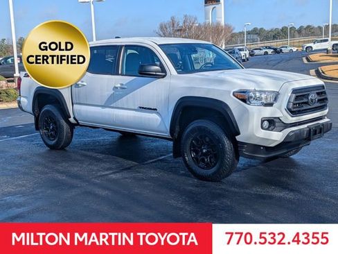 Certified 2023 Toyota Tacoma SR5 image 2