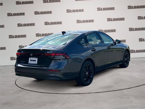 New 2025 Honda Accord SE image 5