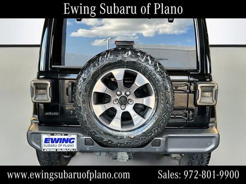 Used 2020 Jeep Wrangler Unlimited Sahara AWD/4WD image 6