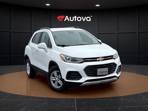Used 2019 Chevrolet Trax LT w/ LT Convenience Package AWD/4WD image 7