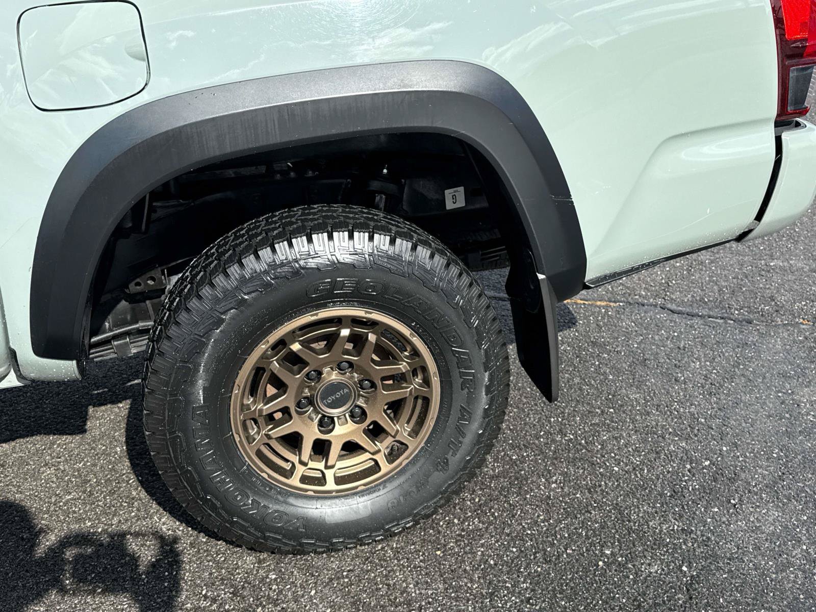 Used 2023 Toyota Tacoma 4x4 Double Cab w/ Trail Edition image 7