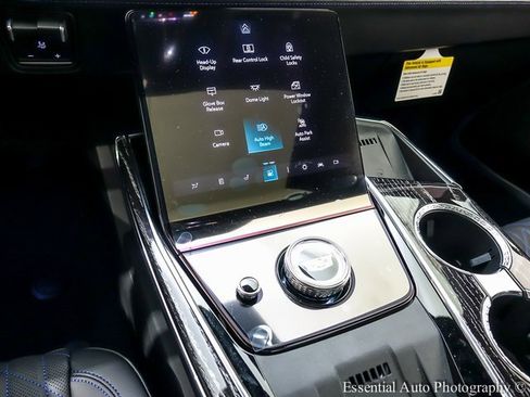 New 2025 Cadillac Escalade IQ Luxury 1 w/ LPO, Radiant Package image 21