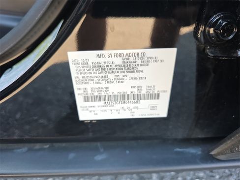 Certified 2021 Ford EcoSport SE image 38