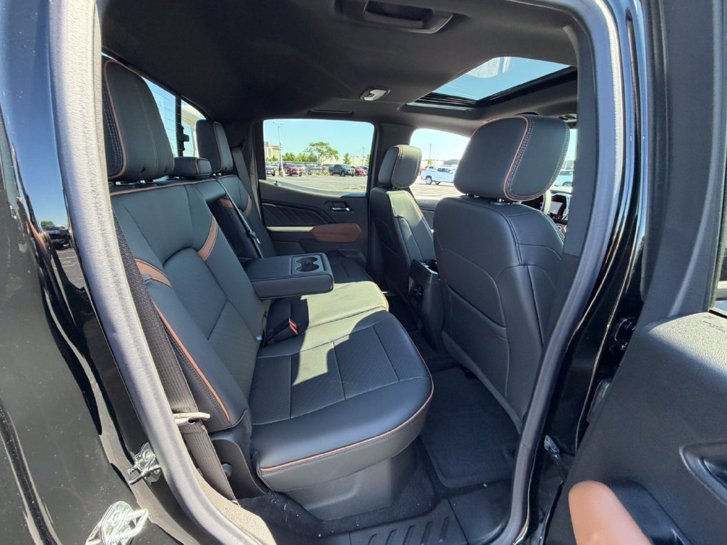 New 2026 GMC Canyon AT4 w/ Technology Plus Package AWD/4WD image 13