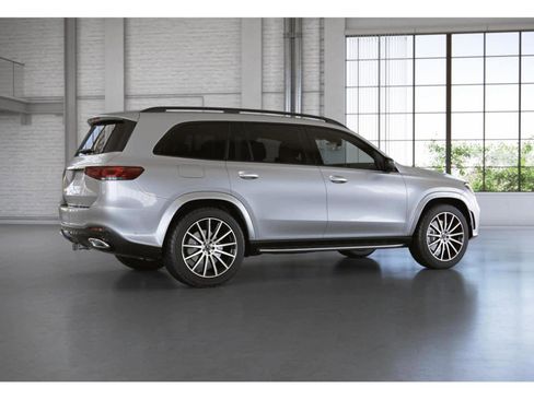 Used 2020 Mercedes-Benz GLS 580 4MATIC w/ E-Active Body Control Package image 18