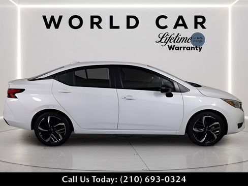 Used 2023 Nissan Versa SR w/ Trunk Package image 8