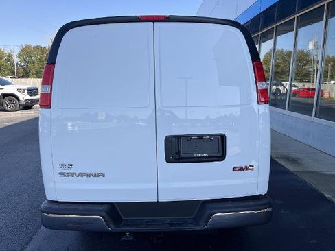 New 2025 GMC Savana 2500 Extended w/ Driver Convenience Package image 4