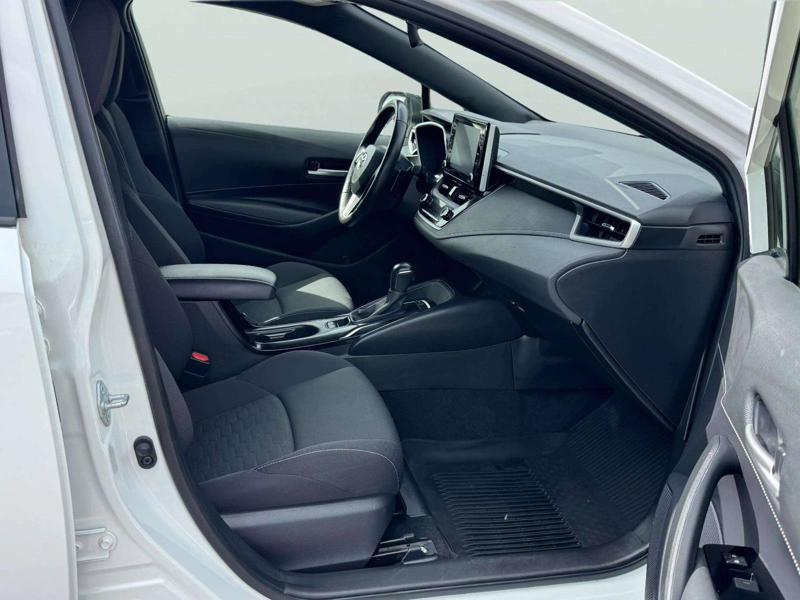 Used 2022 Toyota Corolla SE FWD image 63