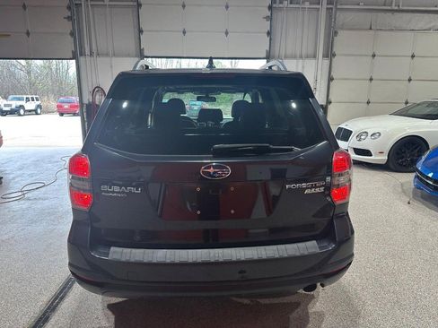 Used 2016 Subaru Forester 2.5i Limited AWD/4WD image 4