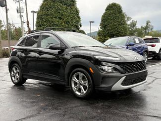 Used 2022 Hyundai Kona SEL image 1