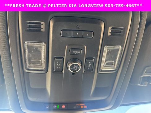 Used 2021 GMC Yukon XL SLT w/ Rear Media and Nav Package image 22