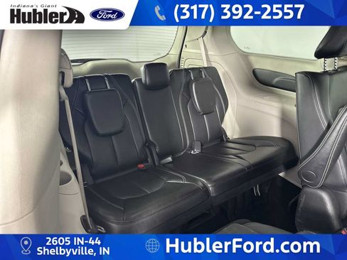 Used 2024 Chrysler Pacifica Limited FWD image 22