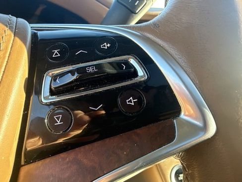 Used 2016 Cadillac Escalade Platinum image 20