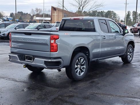 New 2026 Chevrolet Silverado 1500 LT image 3
