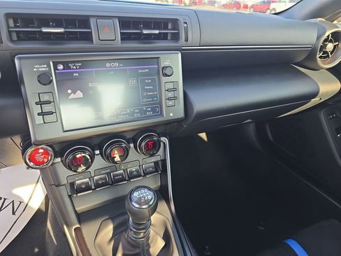 Used 2024 Subaru BRZ tS image 11