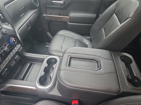 Used 2020 Chevrolet Silverado 1500 RST image 33