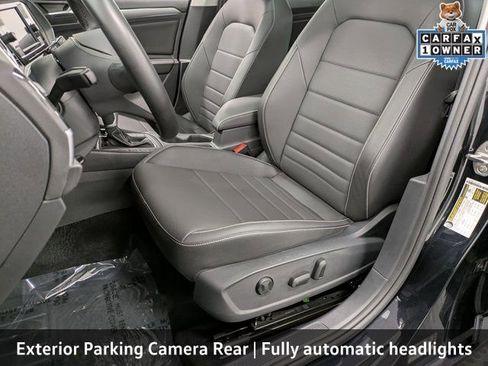 Used 2024 Volkswagen Jetta SE w/ Panoramic Sunroof Package FWD image 14