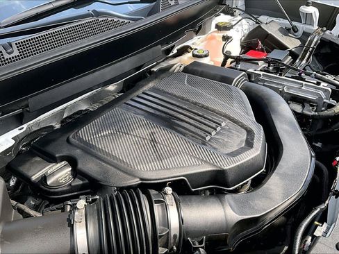 Used 2025 GMC Acadia Elevation image 33