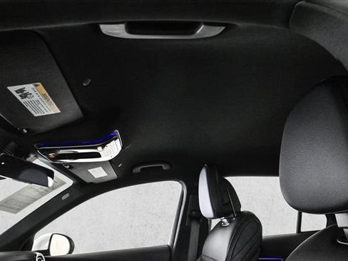 Certified 2025 Mercedes-Benz GLC 300 4MATIC image 17