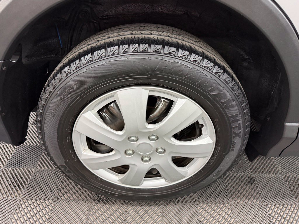 Used 2016 Toyota RAV4 LE FWD image 19