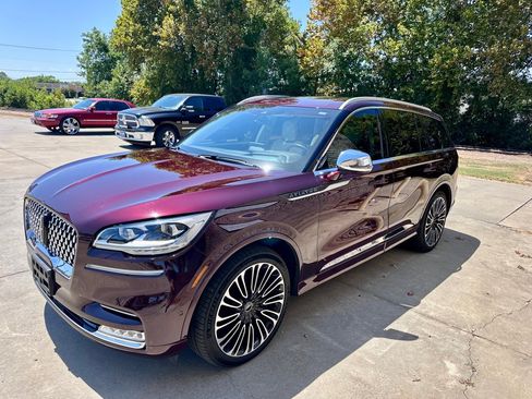 Used 2021 Lincoln Aviator Black Label AWD/4WD image 6