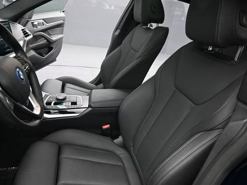 Used 2023 BMW i4 eDrive35 RWD image 19