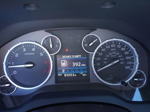 Used 2015 Toyota Tundra SR5 image 22