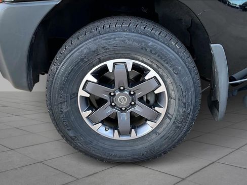 Used 2015 Nissan Xterra PRO-4X w/ Nevada Tow Package image 11