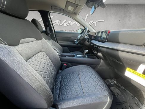 New 2026 Nissan Kicks SV w/ Cold Weather Package FWD image 25