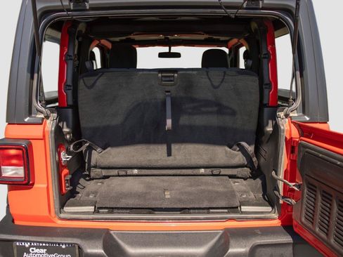 Used 2021 Jeep Wrangler Sport AWD/4WD image 21