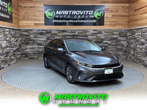 Used 2024 Kia Forte LXS image 1