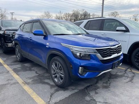 Used 2023 Kia Seltos LX image 1