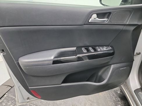 Used 2017 Kia Sportage SX image 13