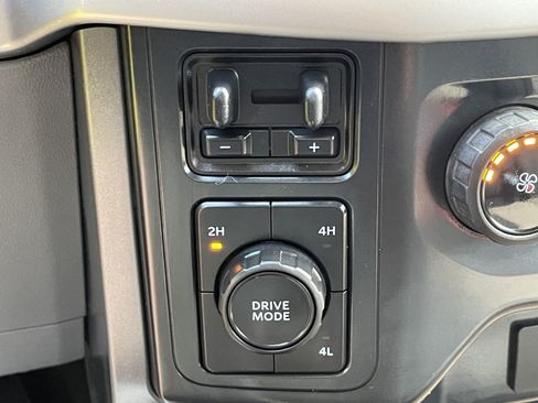 Used 2022 Ford F150 XLT w/ Trailer Tow Package AWD/4WD image 25
