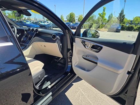 Used 2026 Mercedes-Benz GLC 300 image 13