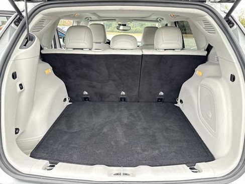 Used 2022 Jeep Compass Latitude w/ Sun and Sound Group image 34