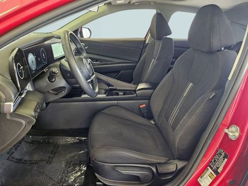 Certified 2024 Hyundai Elantra SEL w/ Convenience Package FWD image 22