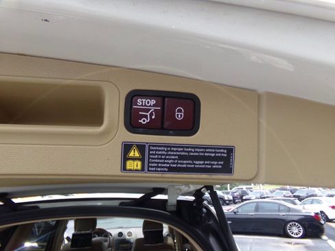 Used 2012 Mercedes-Benz GL 450 4MATIC image 31